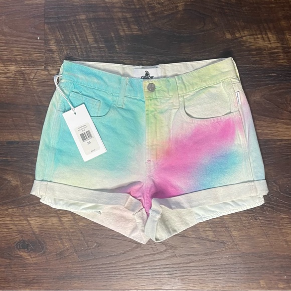 NWT Jordache Diagonal Pastel Rainbow Hi-Rise Rolled Denim Shorts Size 25 - Picture 2 of 4